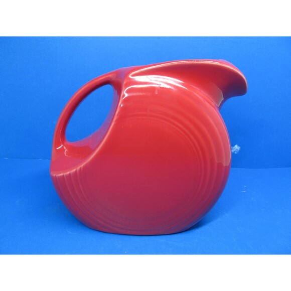 Fiestaware Red Disk Water Pitcher   7 1/4" - Picture 1 of 9